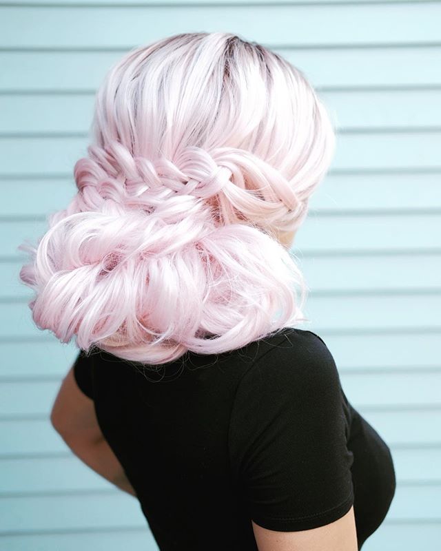 pink bun